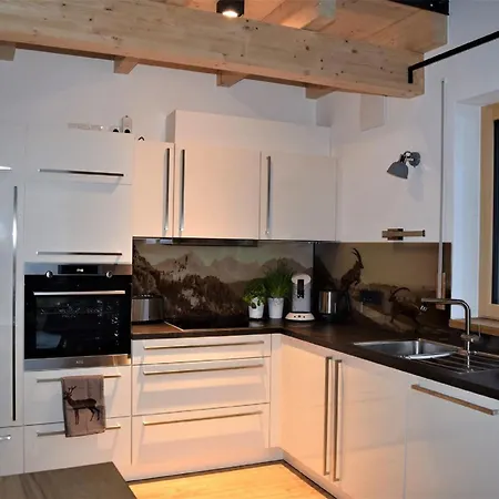 Alpenchalet Allgäu Vakantiehuis Oy-Mittelberg