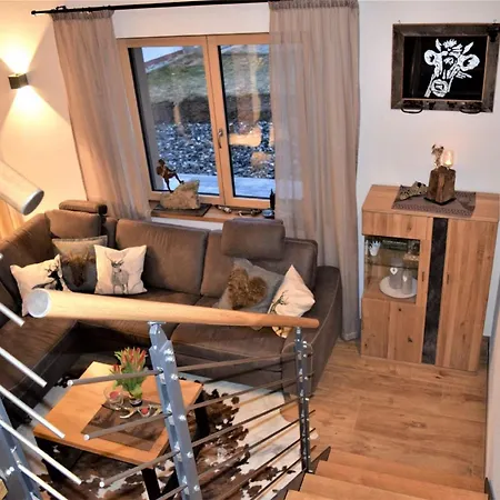 Alpenchalet Allgäu Vakantiehuis Oy-Mittelberg